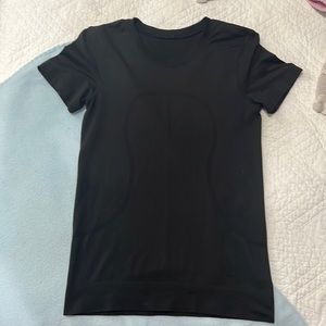 Lululemon top